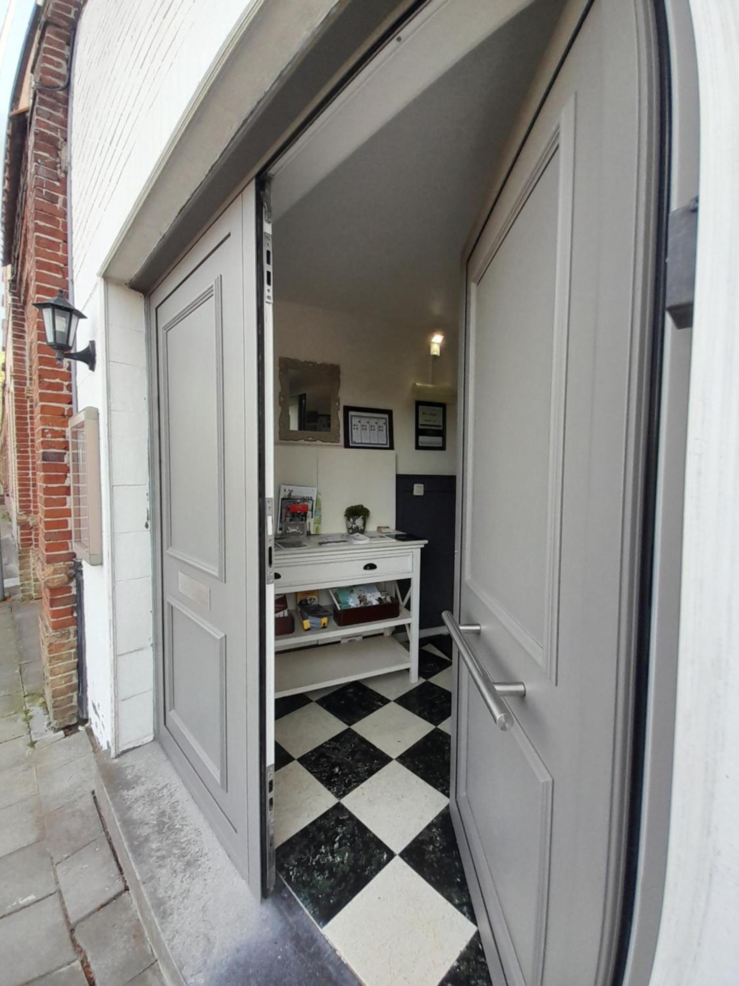 Juliette'S Bed and Breakfast Ieper Eksteriør billede
